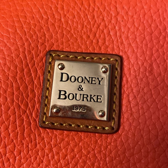Orange/red Dooney and Bourke tote in good condition pebble leather - Picture 2 of 12